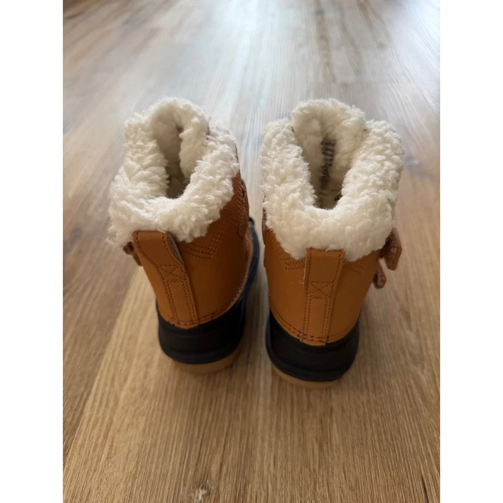 Cat & Jack Winter Duck Boots Toddler 5 Tan Black Faux Shearling Hook Loop Straps